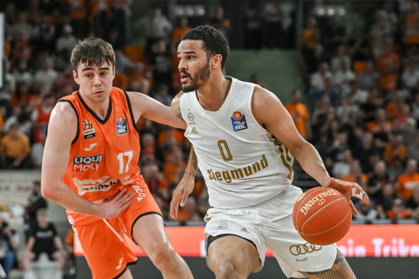 更吸纳了多 更吸纳了多