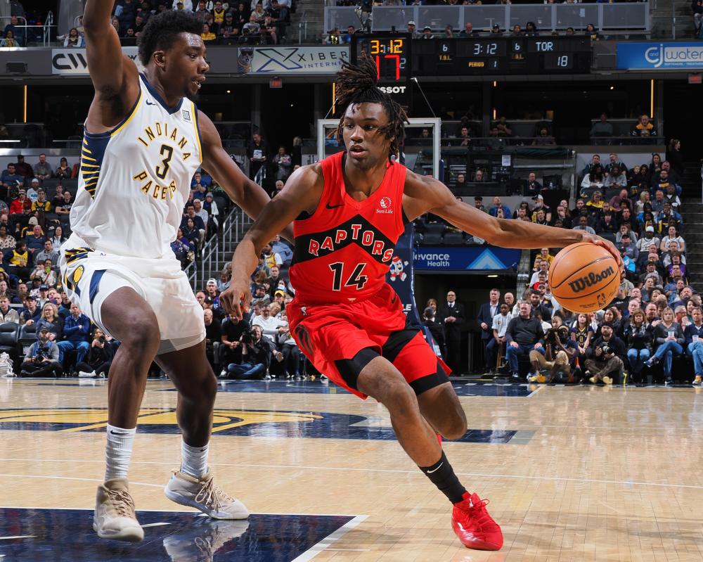 更从侧面展 更从侧面展