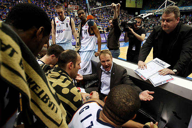 有这两位球 有这两位球