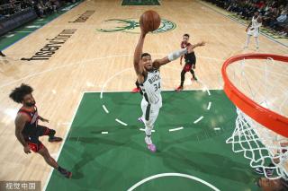 育精神的坚 育精神的坚